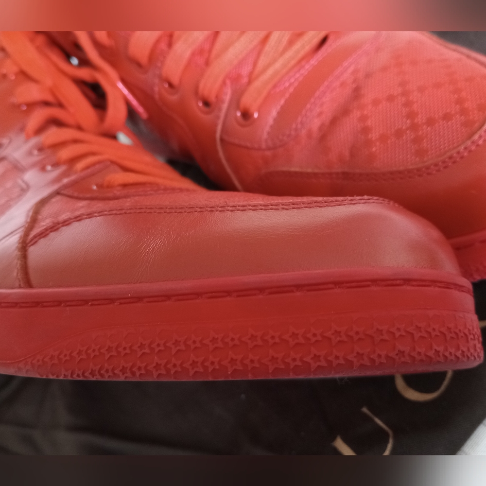 RARE Gucci Sneakers - Picture 6 of 12